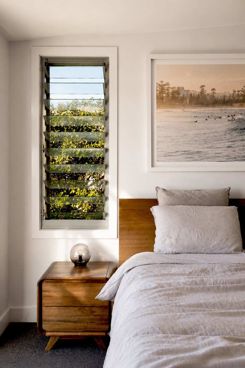 Modern Coastal Architecture – C&C House Freshwater Bedroom with Louvre Window