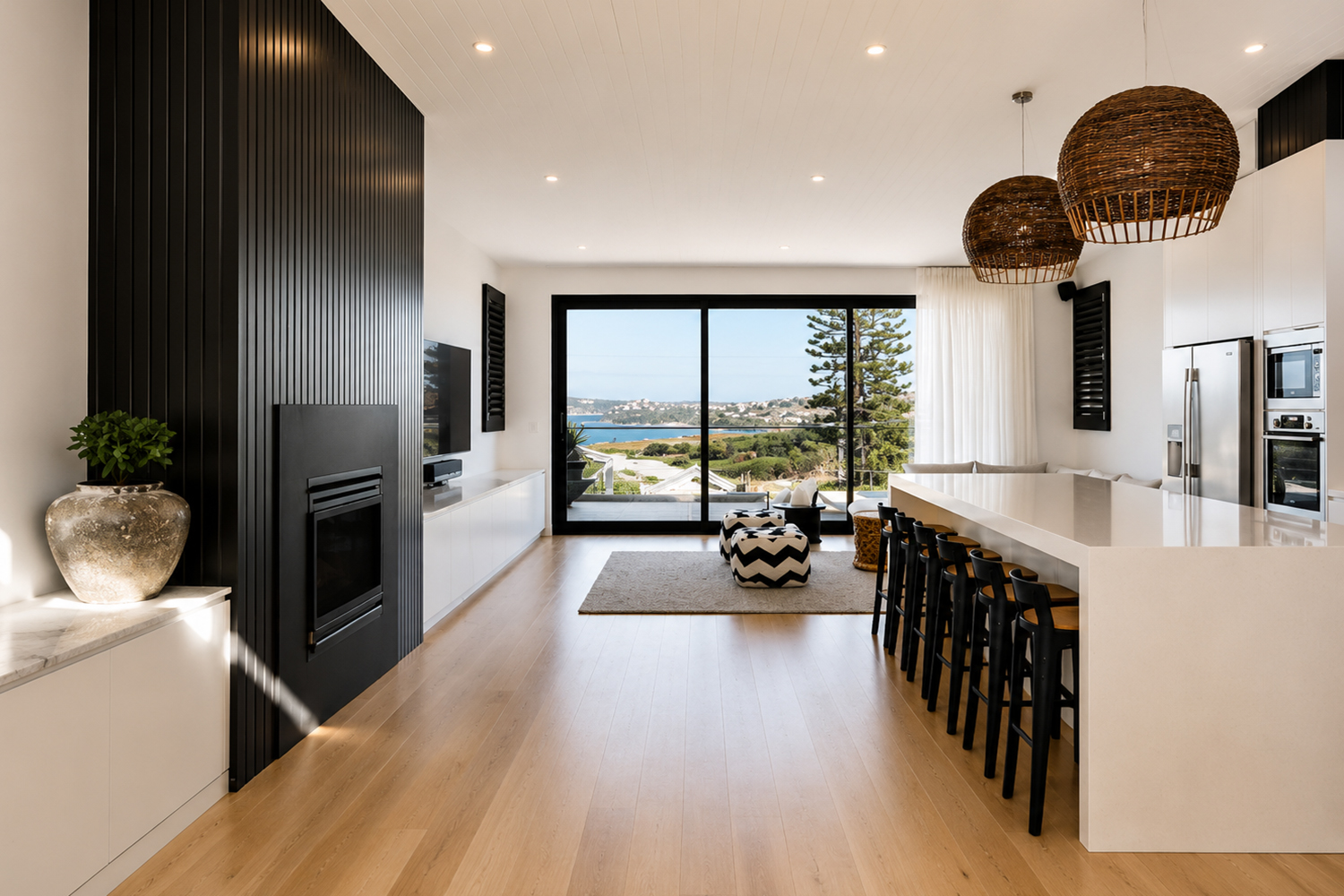 B&M House – Curl Curl