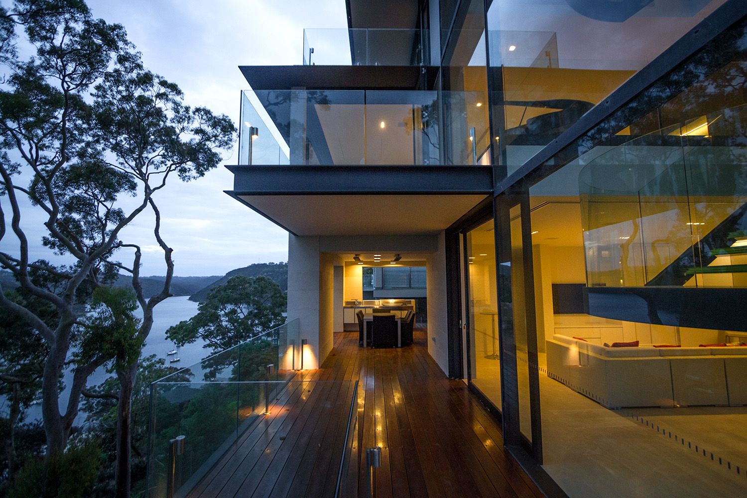 Contemporary waterfront home P&C House Seaforth – View from Deck