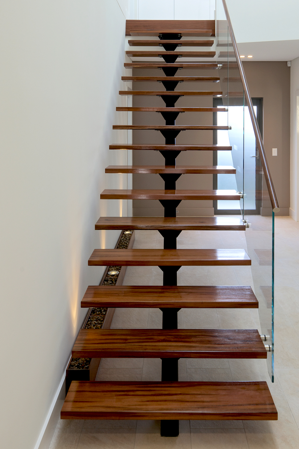 C&R House Warriewood – Floating Stairs