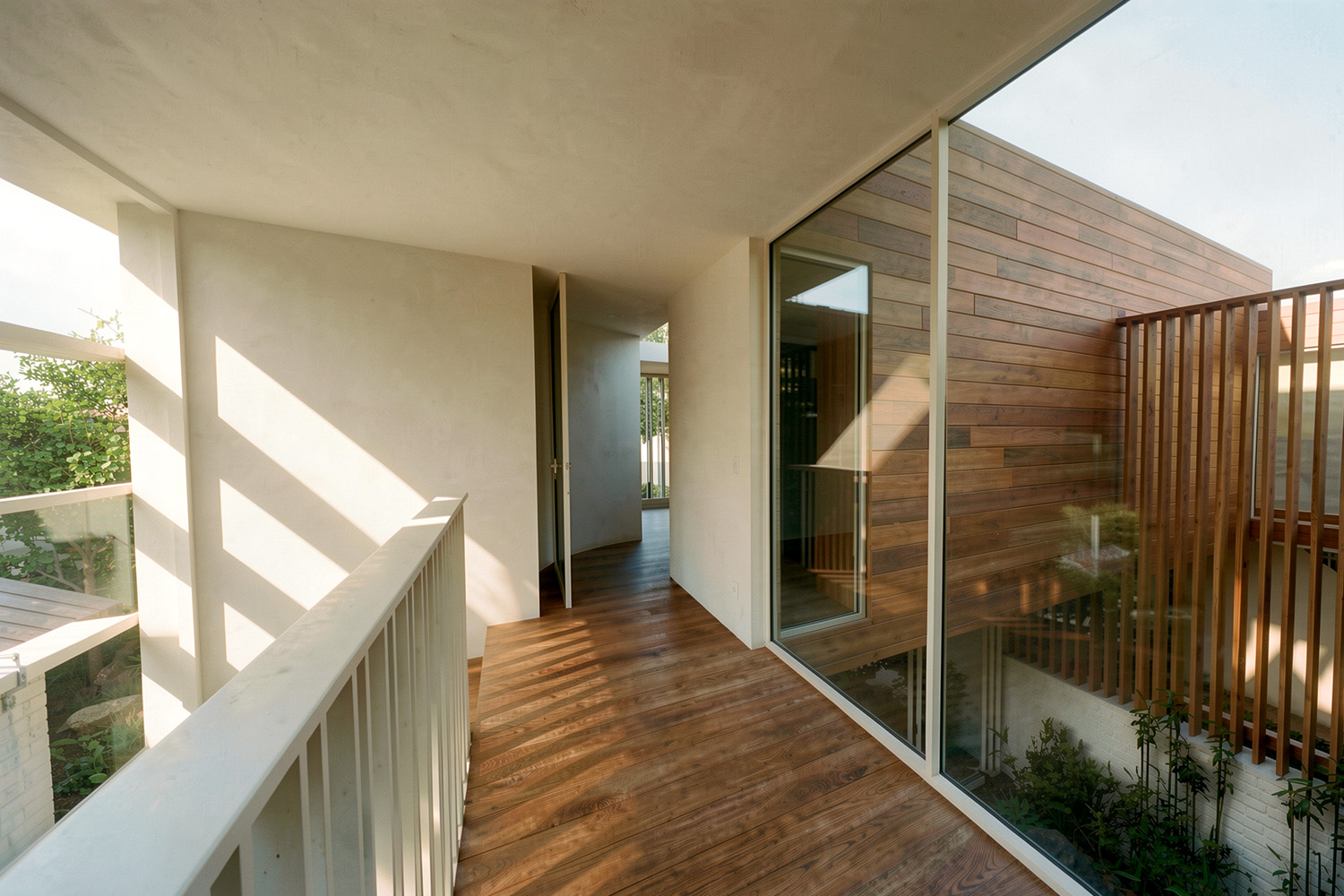 J&B House Collaroy – Upstairs Corridor