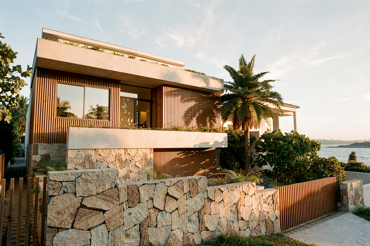 A&N House Curl Curl – Street View with Stone Facade
