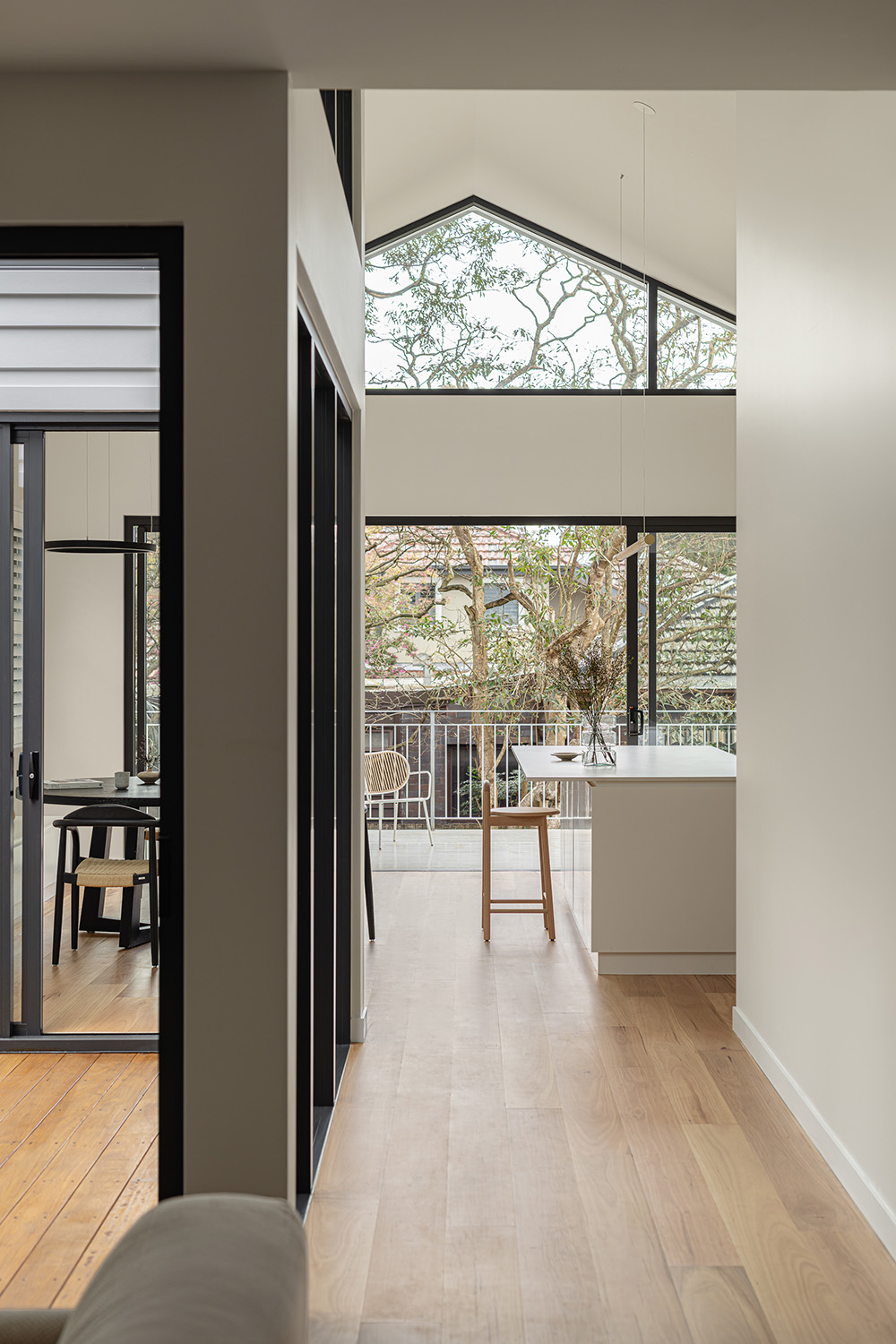 M&D House California bungalow renovation by Archisoul – Kitchen / Dining