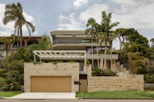 Modern coastal interior design – N&H House street view