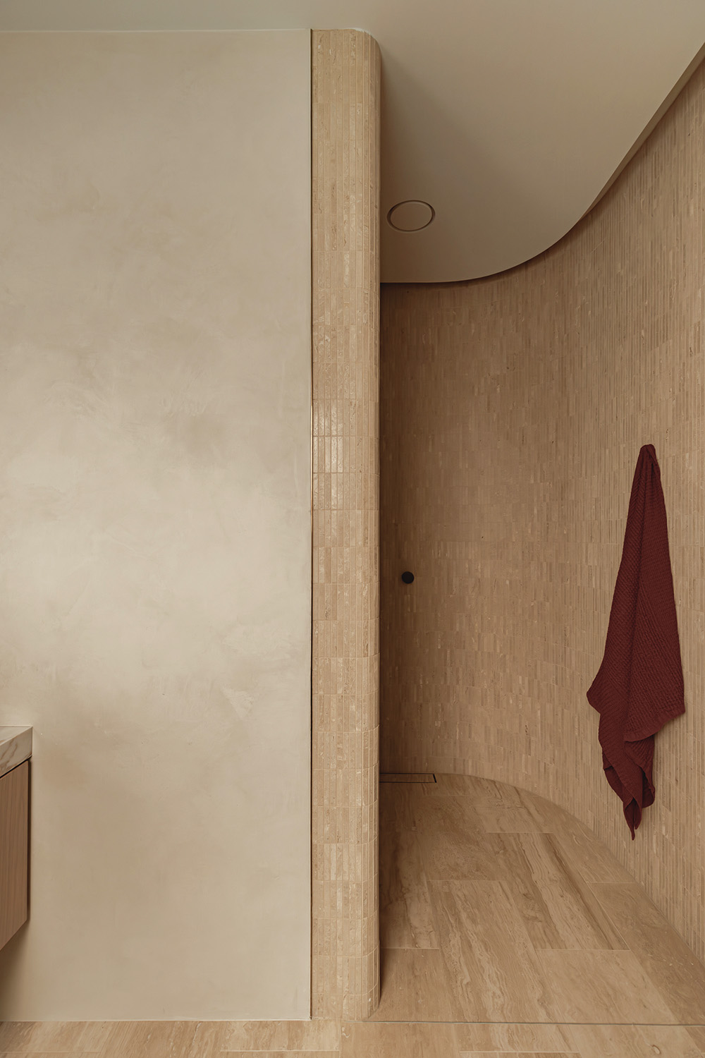 Modern coastal interior design – N&H House Walk-In Shower