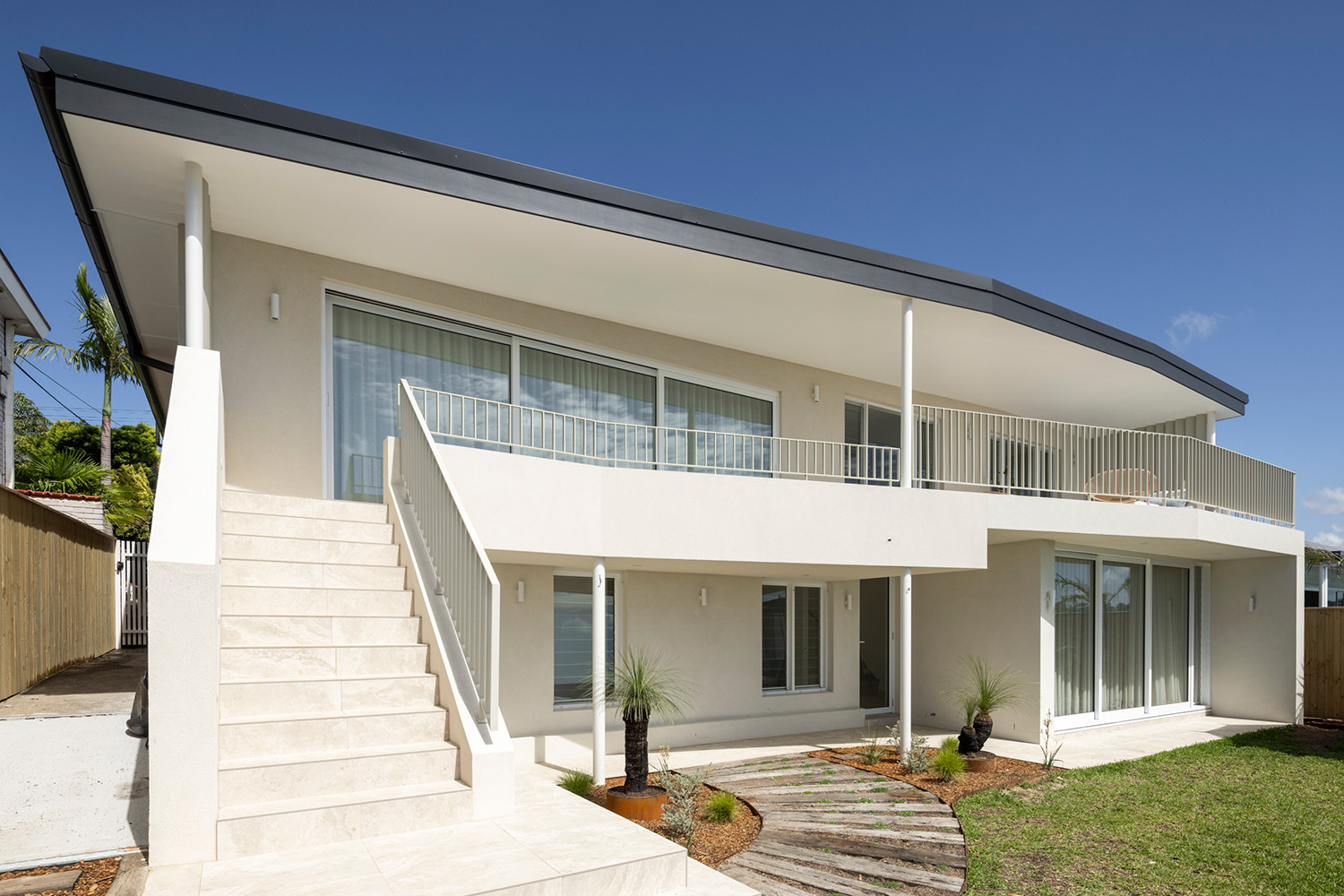 J&M Mid-Century Modern House – Rear View